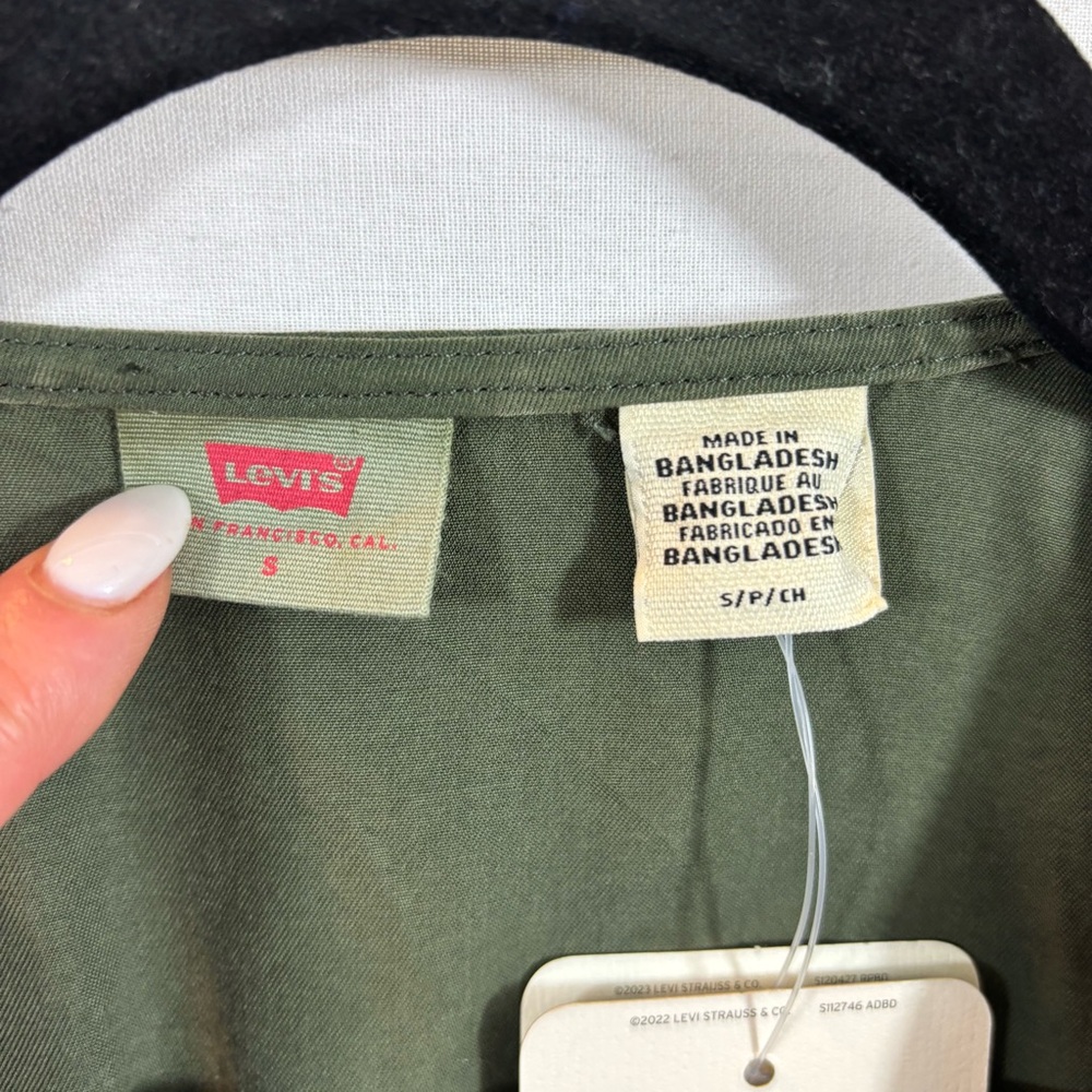 Brand new with Tags Ladies Levi’s Betty Midi Green Green Size Small - Picture 13 of 16